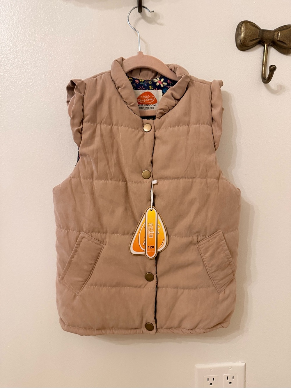 Kids Puffer Vest in light pink - Cozy Layering Piece